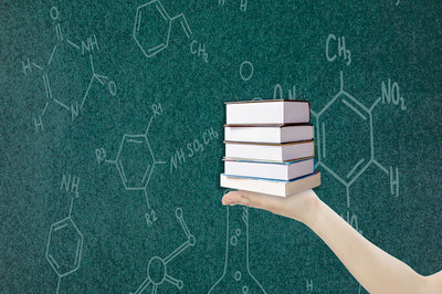 国外学历报考美国纽约理工大学国际硕士容易通过吗？